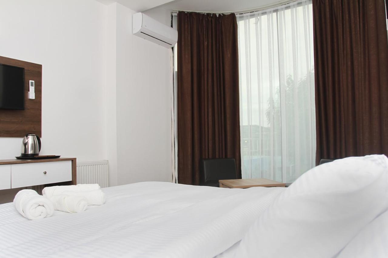Hotel Andalus Skopje Eksteriør bilde