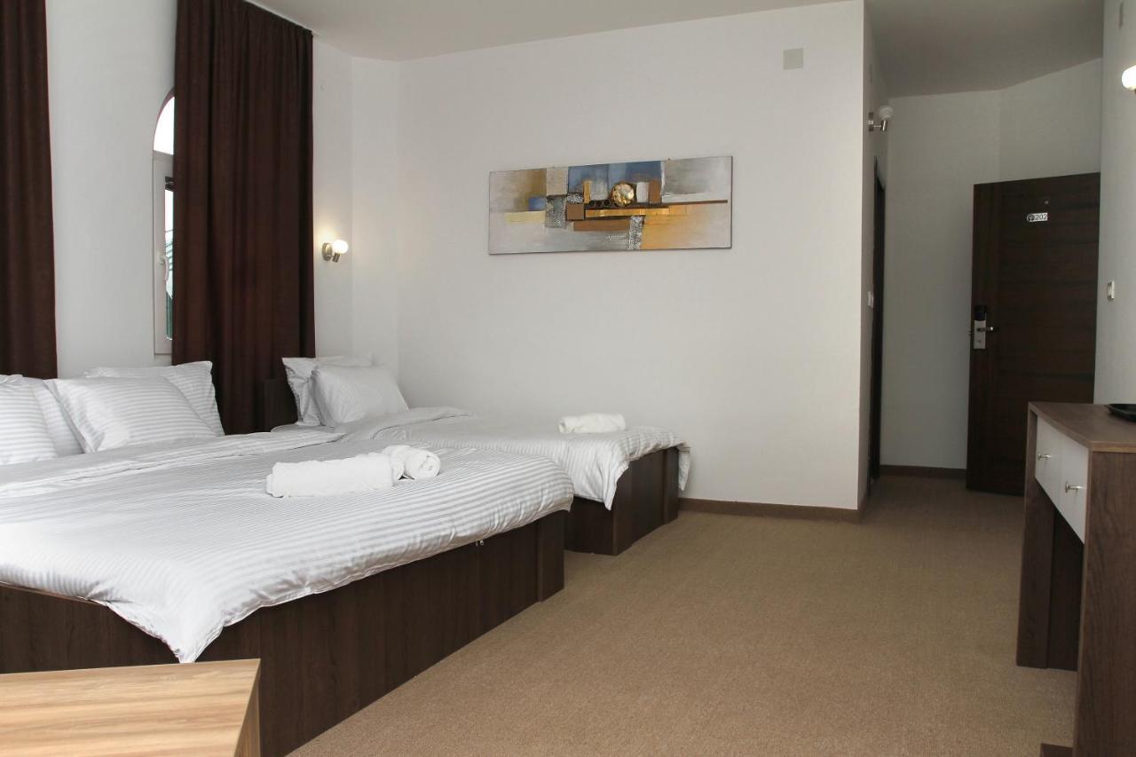 Hotel Andalus Skopje Eksteriør bilde