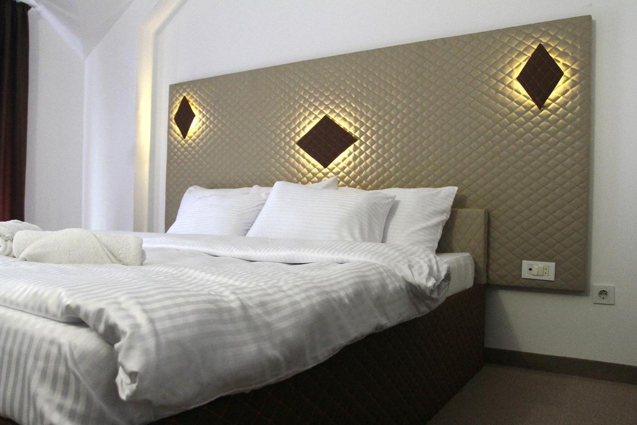 Hotel Andalus Skopje Eksteriør bilde