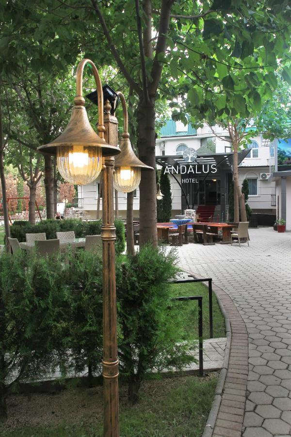 Hotel Andalus Skopje Eksteriør bilde