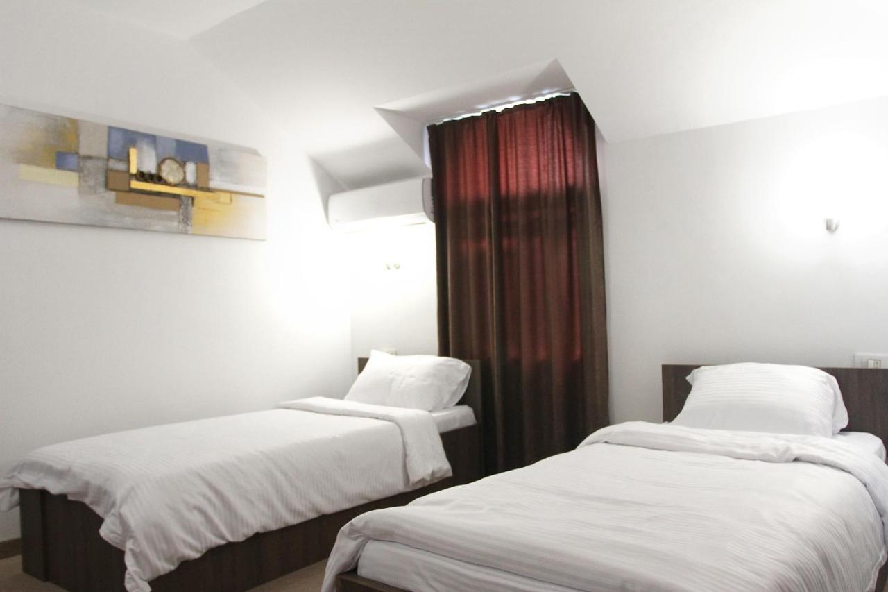 Hotel Andalus Skopje Eksteriør bilde